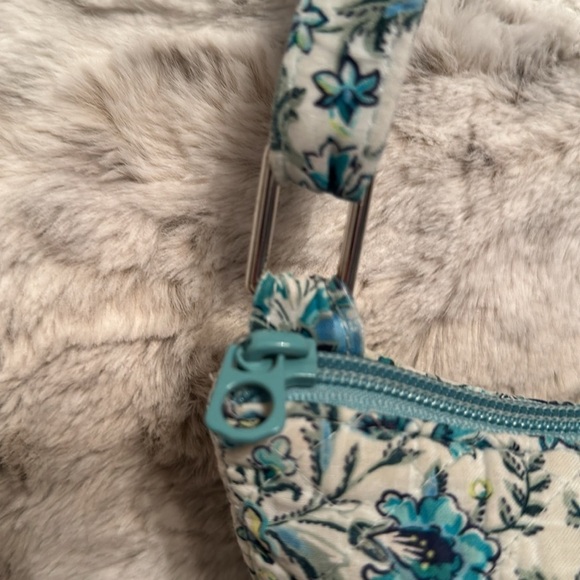 Vera Bradley Purse - Picture 3 of 8